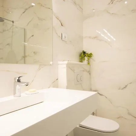 Luxury Mirage Apartament *