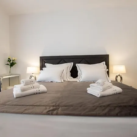 Luxury Mirage * Split