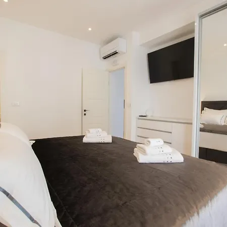 Luxury Mirage Апартаменты Сплит