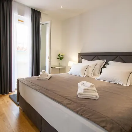 Luxury Mirage Apartamento *